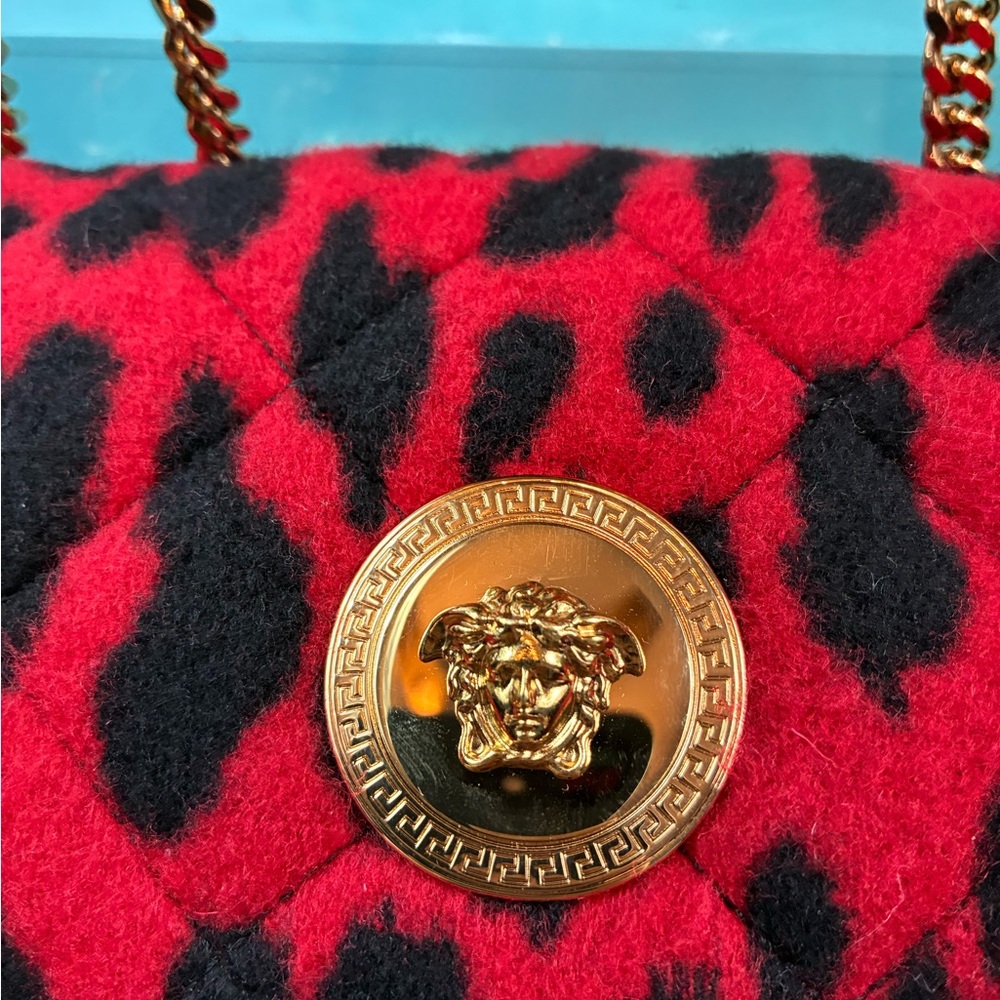 Versace Quilted Wool Red & Black Leopard Medusa Shoulder Bag - NWT Retail $1600 - Picture 3 of 11